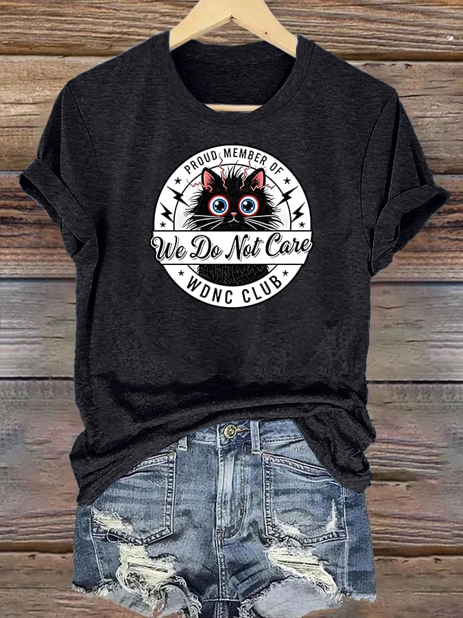 Women's Retro Funny Proud Member Of Club We Do Not Care Menopause Perimenopause Print T-Shirts