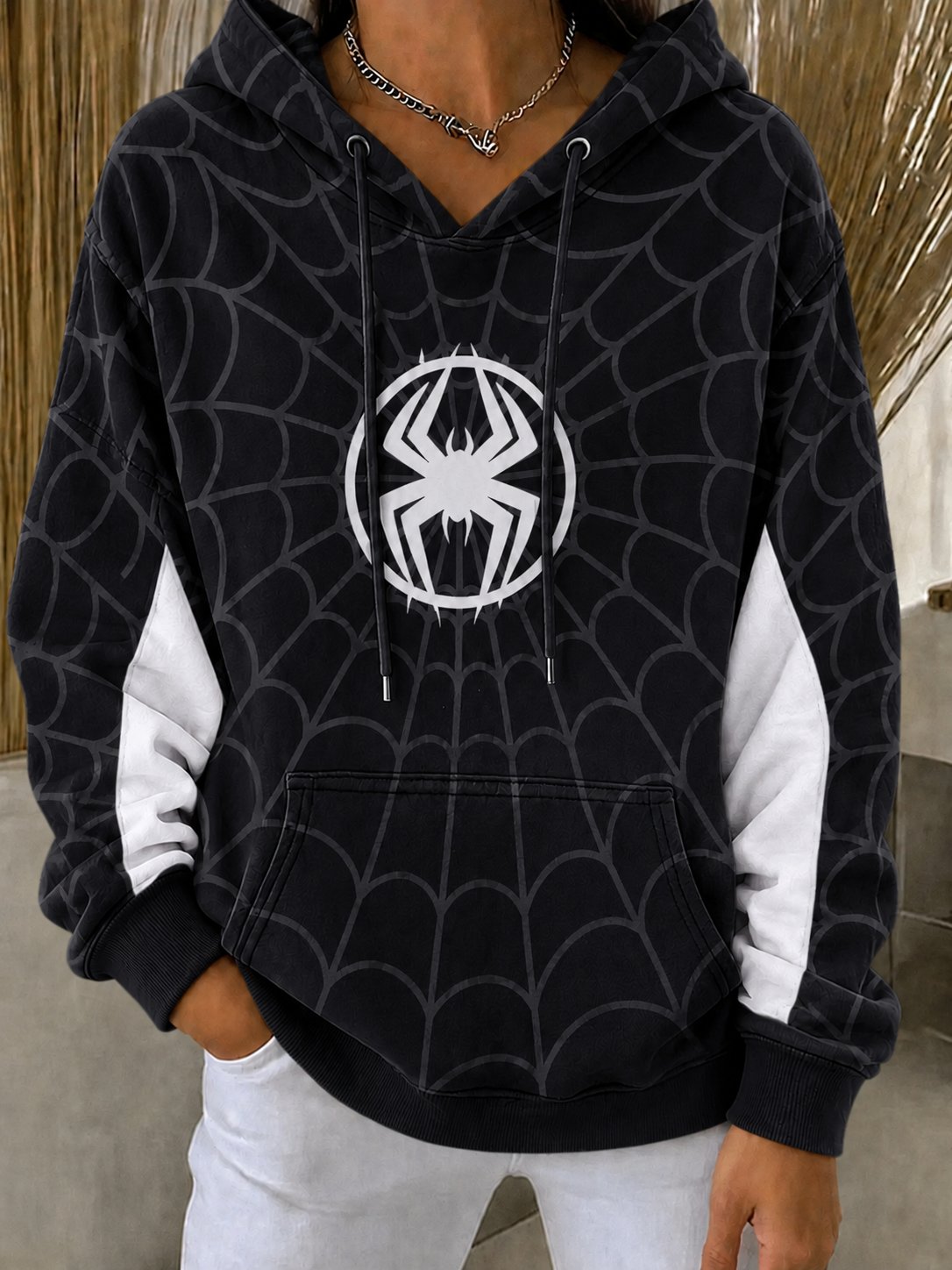 Women's Spider Graphic Print Sweatshirt