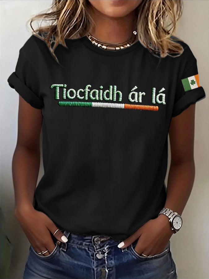 Women's St. Patrick's Day Slainte Print T-shirt