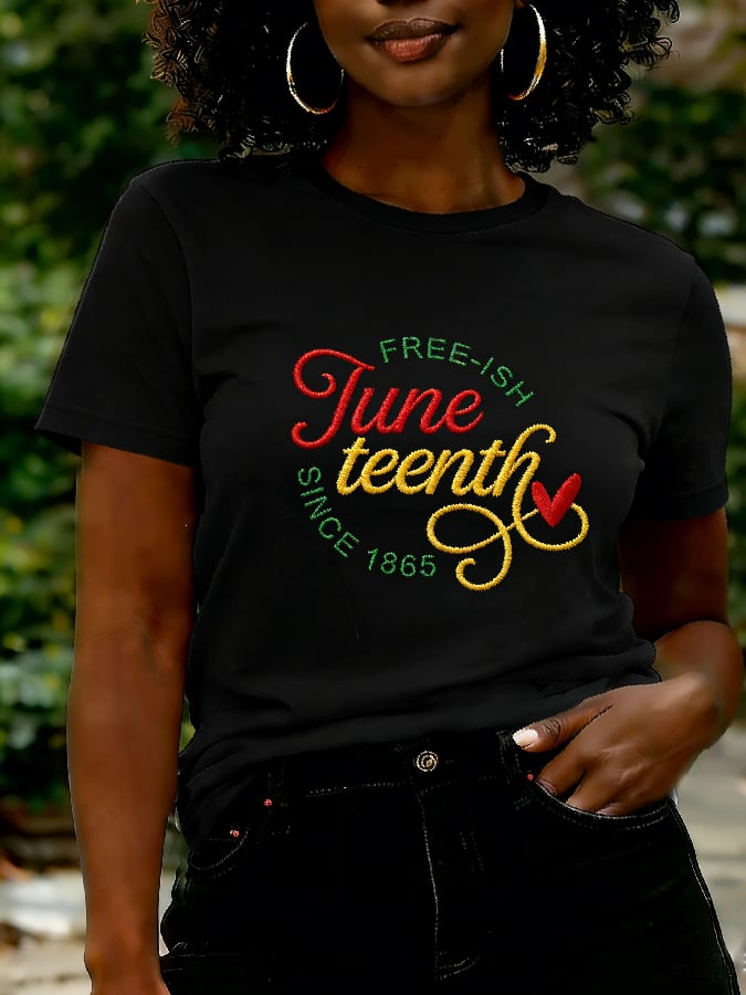 Women's Black Casual June Festival Printed Short-Sleeve Crew Neck T-Shirt
