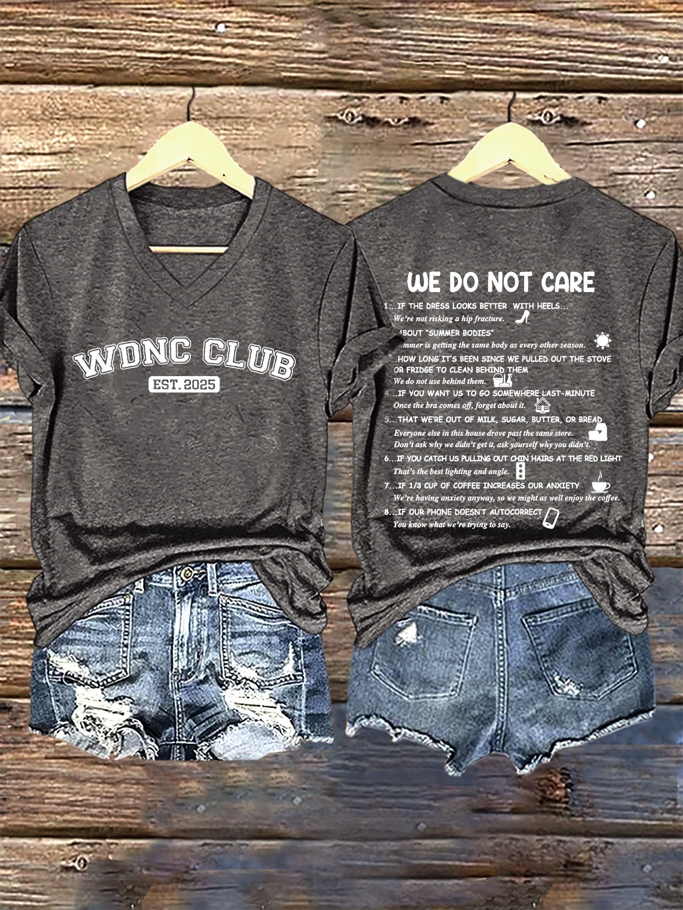 V-Neck Retro Funny WDNC Club Menopause Perimenopause Print T-Shirt