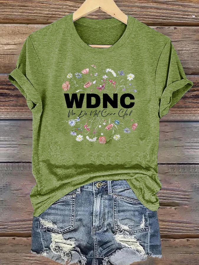 Women's Round-Neck Retro Funny Proud Member Of WDNC Club We Do Not Care Menopause Perimenopause Print T-Shirt