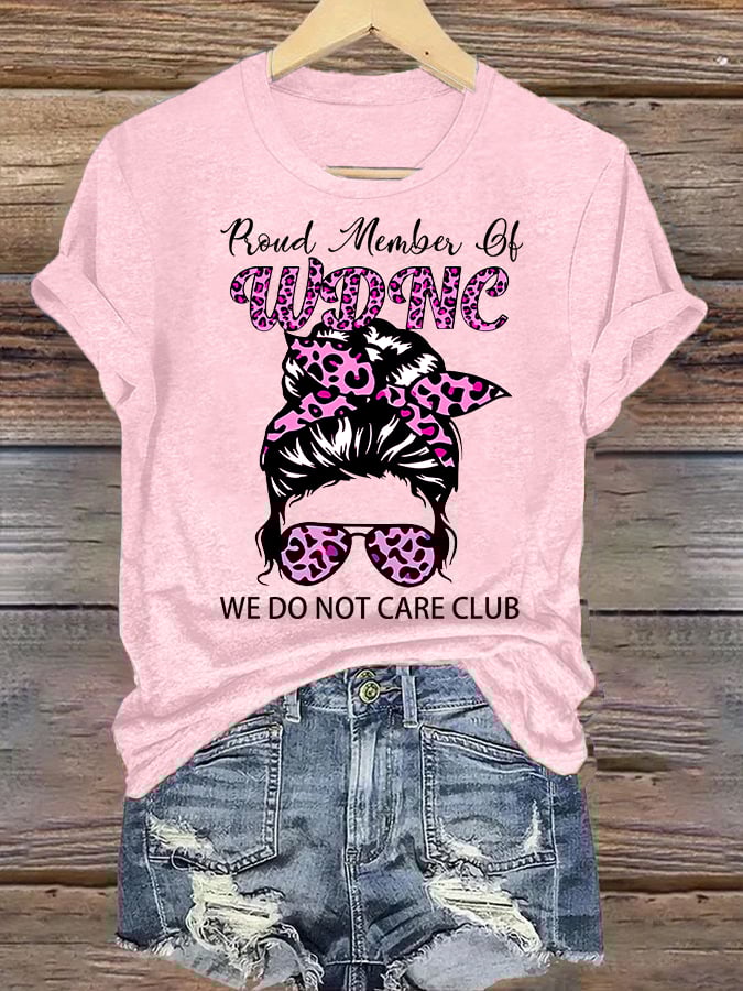 Women's Round-Neck Retro Funny Proud Member Of WDNC Club We Do Not Care Menopause Perimenopause Print T-Shirt
