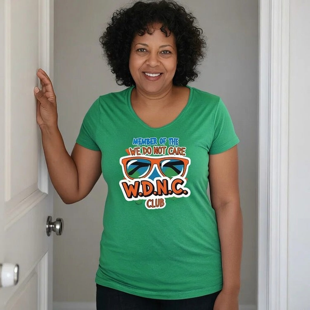 V-Neck Retro Funny Proud Member Of We Do Not Care Menopause Perimenopause Print T-Shirt