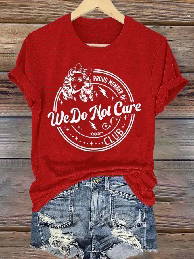 Women's Round-Neck Retro Funny Proud Member Of Club We Do Not Care Menopause Perimenopause Print T-Shirt
