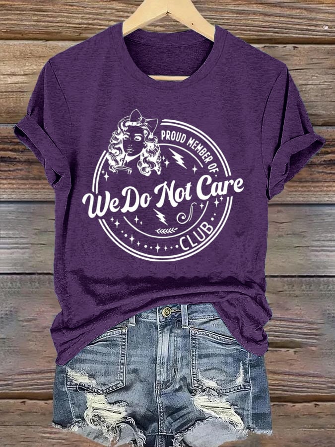 Women's Round-Neck Retro Funny Proud Member Of Club We Do Not Care Menopause Perimenopause Print T-Shirt