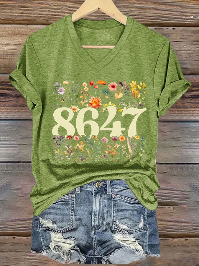 V-neck 86/47 Flowers Print T-Shirt