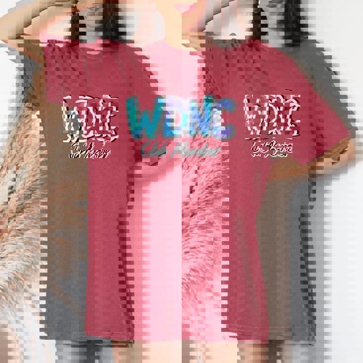 Wdnc Club Member We Do Not Care Menopause Graphic For Women Women's Oversized Comfort T-Shirt