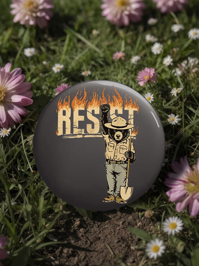 Unisex Retro Resist Save The Forest Service Pin-Back Button