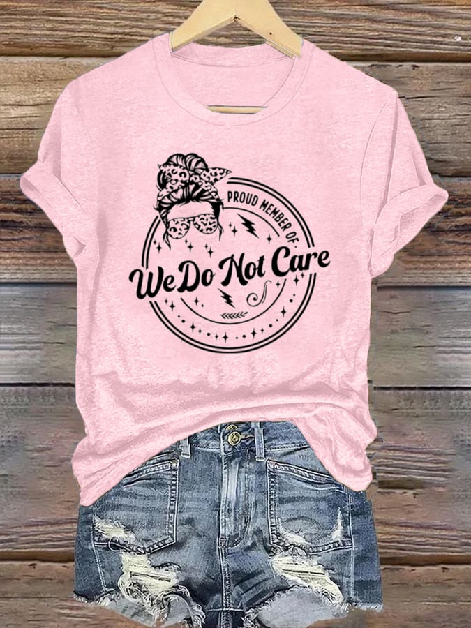 Retro Funny Proud Member Of Club We Do Not Care Menopause Perimenopause Print T-Shirt