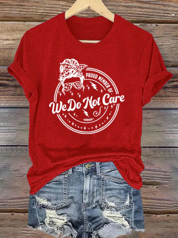 Retro Funny Proud Member Of  Club We Do Not Care Menopause Perimenopause Print T-Shirt