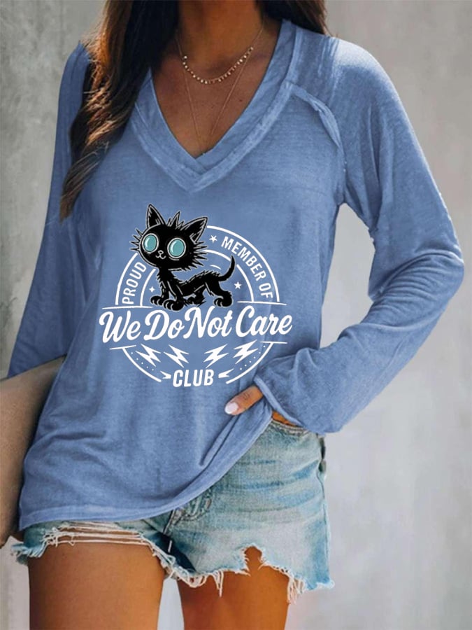 Women's  V-neck Retro Funny Proud Member Of  Club Menopause Perimenopause Print T-Shirt