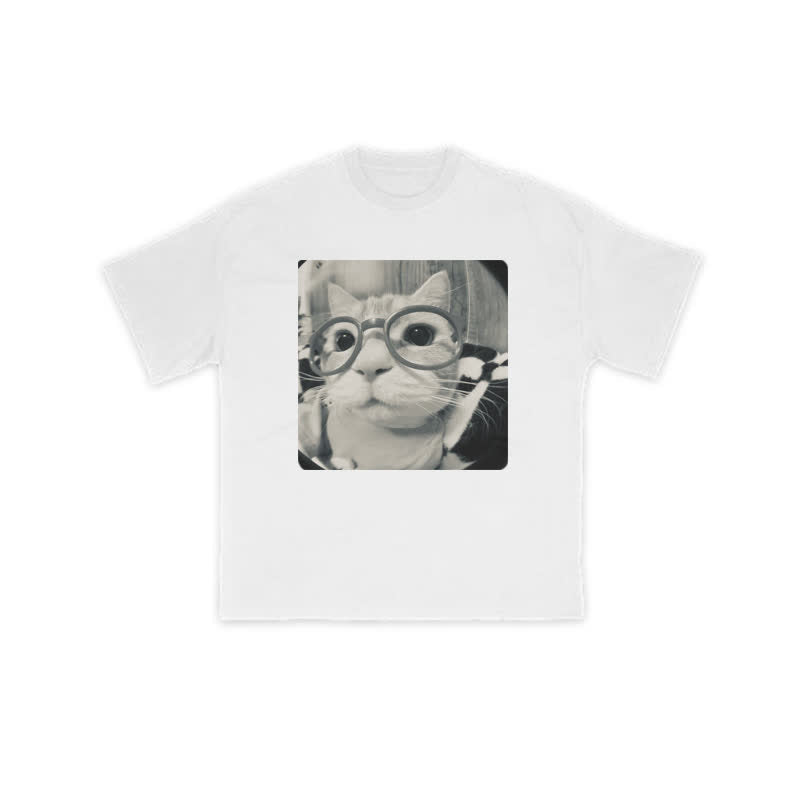 Unisex 100% Cute Cat Staring At You Print T-shirt