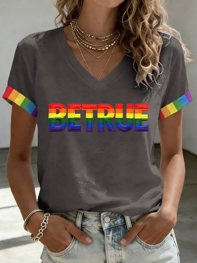 V-Neck Retro Pride Parade Be True Just Love It Print T-Shirt
