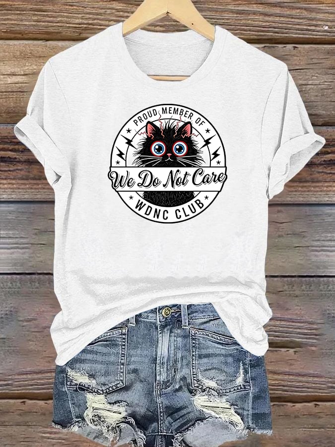 Women's  Retro Funny Proud Member Of Club We Do Not Care Menopause Perimenopause Print  T-Shirts