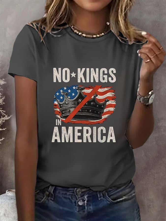 No Kings In America Print  T-shirt