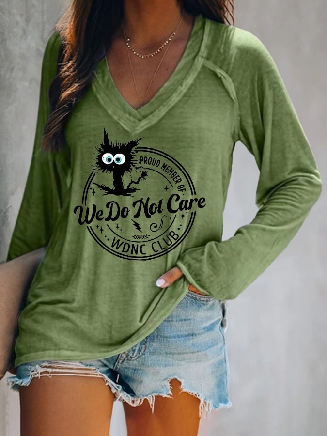 V-neck Retro Funny Proud Member Of WDNC Club Menopause Perimenopause Print T-Shirt