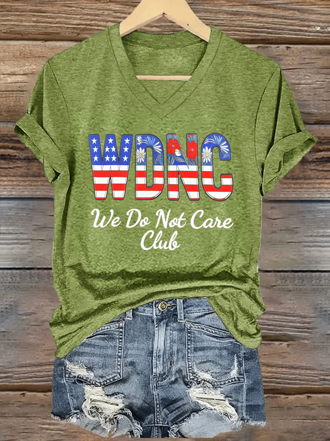 Women's  Retro Funny Proud Member Of  Club We Do Not Care Menopause Perimenopause Print T-Shirt