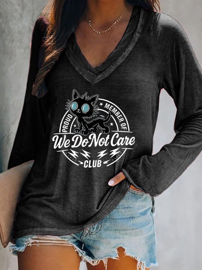 Women's  V-neck Retro Funny Proud Member Of  Club Menopause Perimenopause Print T-Shirt