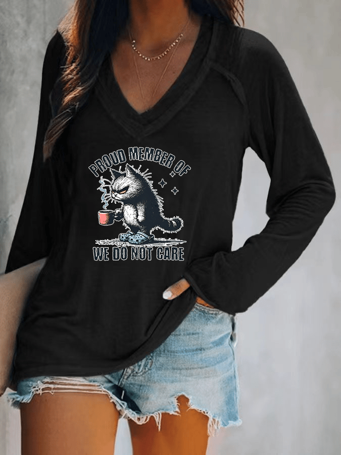 Women's  V-neck Retro Funny Proud Member Of  Club Menopause Perimenopause Print T-Shirt