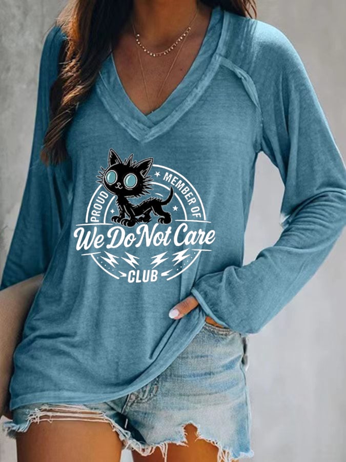 Women's  V-neck Retro Funny Proud Member Of  Club Menopause Perimenopause Print T-Shirt