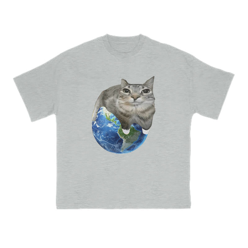 Unisex Cat Taking Over The Earth Print T-shirt