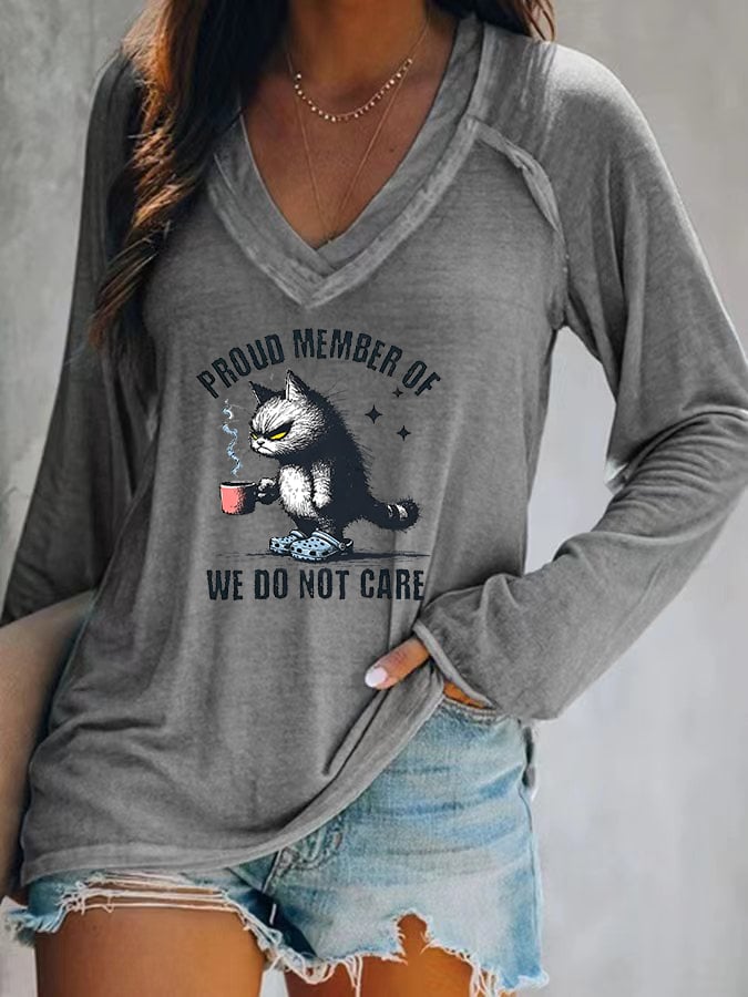 Women's  V-neck Retro Funny Proud Member Of  Club Menopause Perimenopause Print T-Shirt