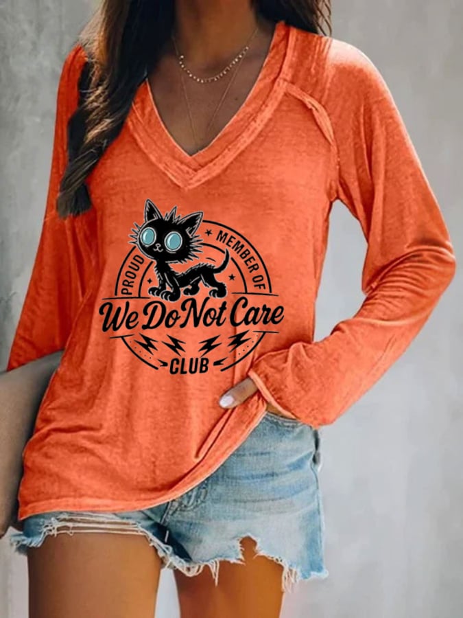 Women's  V-neck Retro Funny Proud Member Of  Club Menopause Perimenopause Print T-Shirt