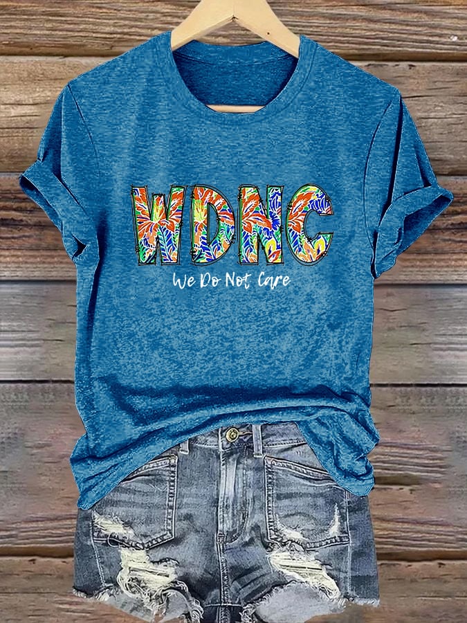 Retro Funny WDNC Menopause Perimenopause Print T-Shirt
