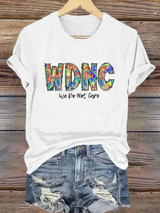 Retro Funny WDNC Menopause Perimenopause Print T-Shirt