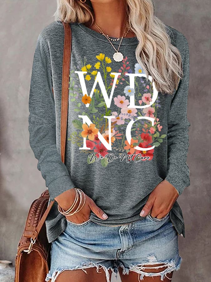 Retro Funny WDNC Club Menopause Perimenopause Print T-Shirt