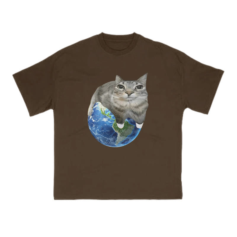 Unisex Cat Taking Over The Earth Print T-shirt
